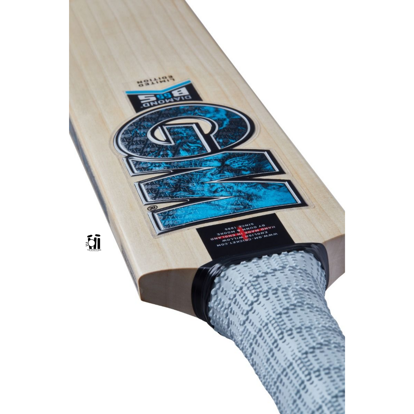 GM Diamond DXM 404 Lite Cricket Bat