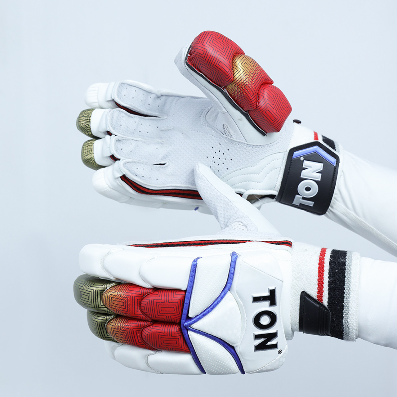 SS TON Pro 3.0 batting gloves
