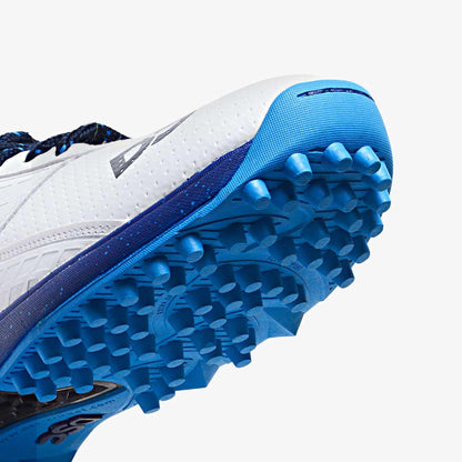DSC Jaffa 22 White/Navy Cricket Shoes